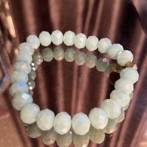 Erimish bracelet light blue stretchy